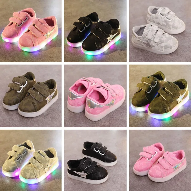 Solid Sports Tennis Running Sneakers Kids LED Lighted Fashion Baby Boys Girls Shoes Glowing Fantastic Children
Solid Sports Tennis Running Sneakers Kids LED Lighted Fashion Baby Boys Girls Shoes Glowing Fantastic Children