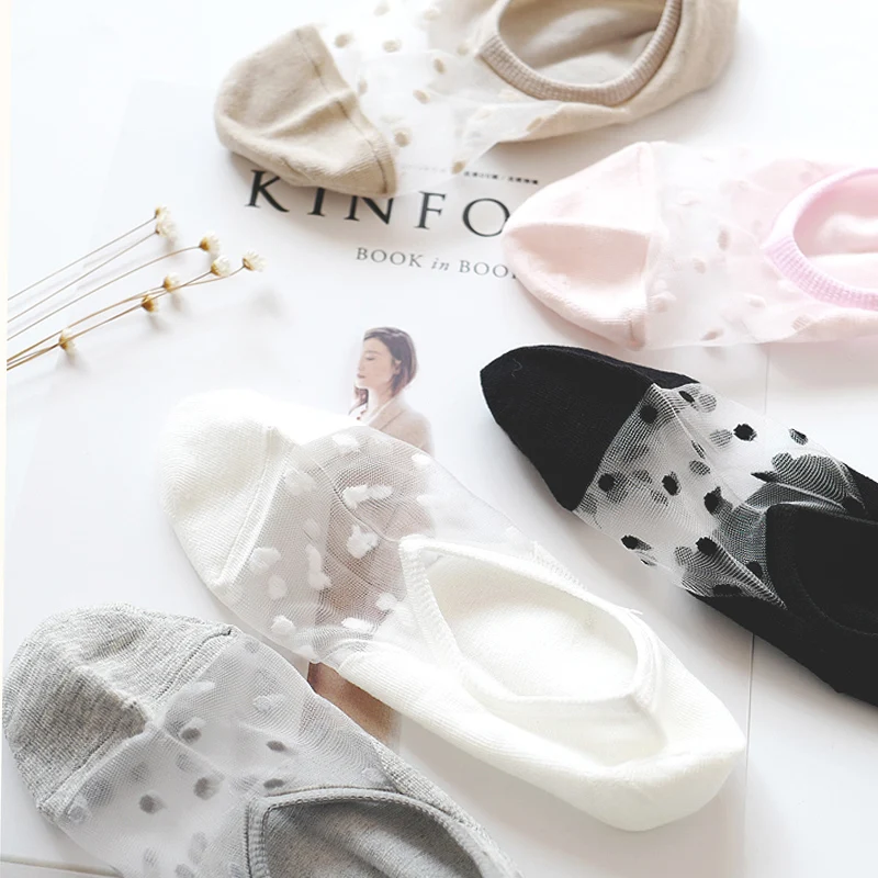 Summer Ultra thin Glass Wool Women Ankle Sock Embroidery Dots Pattern Slim Transparent Girl Sock Simple And Sweet Breathable Sox
Summer Ultra thin Glass Wool Women Ankle Sock Embroidery Dots Pattern Slim Transparent Girl Sock Simple And Sweet Breathable Sox