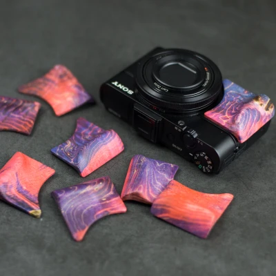 Запасная часть деревянной рукоятки для камеры Sony RX100 II III VI RX100VII RX100M3 RX100M4 RX100M5 RX100M6 RX100M7
Запасная часть деревянной рукоятки для камеры Sony RX100 II III VI RX100VII RX100M3 RX100M4 RX100M5 RX100M6 RX100M7