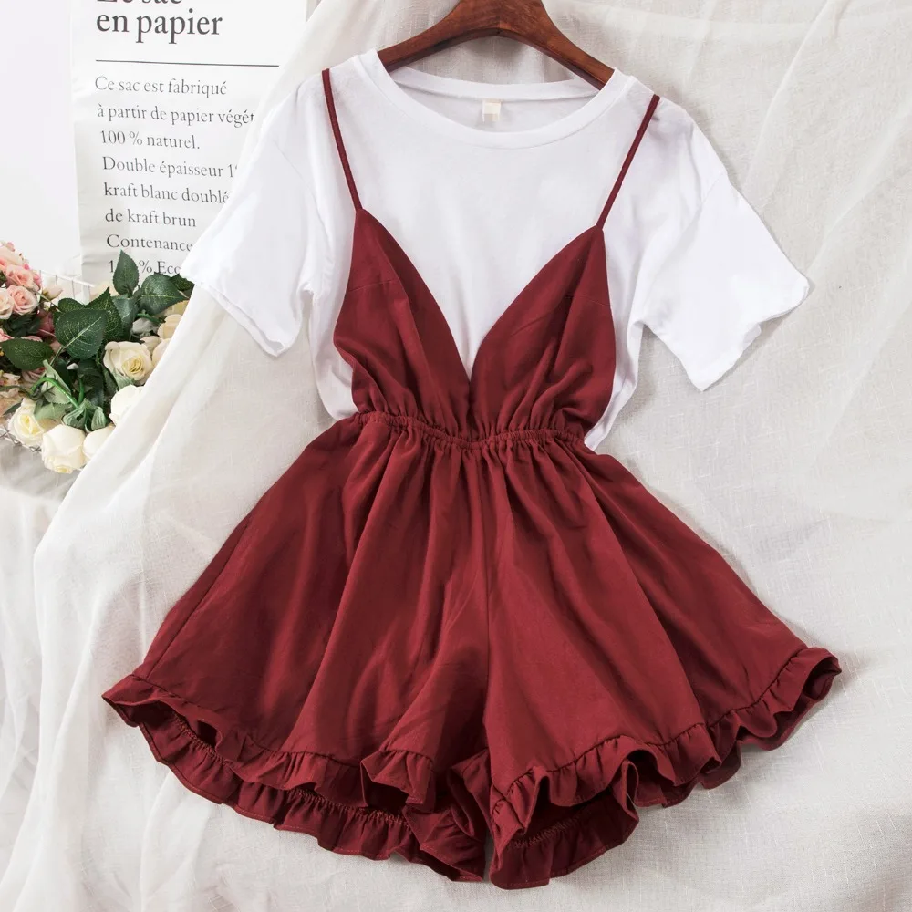 2018 new fashion women's T shirt+ loose straps shorts two-piece suit female summer clothing set
2018 new fashion women's T shirt+ loose straps shorts two-piece suit female summer clothing set