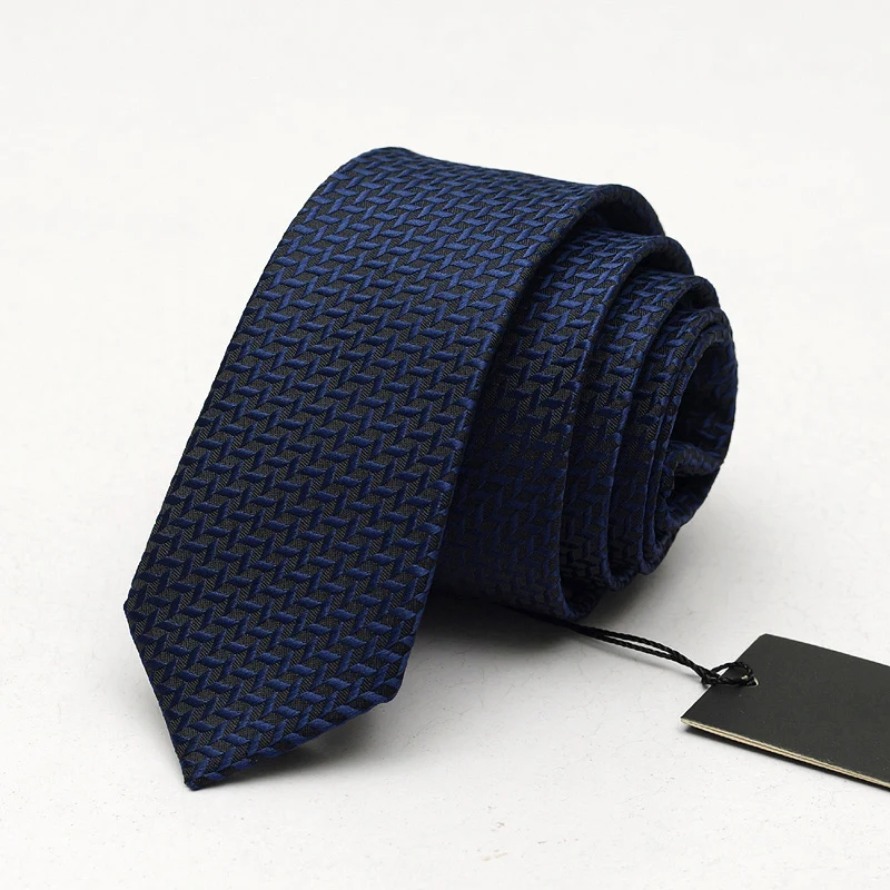 NEW Men's Jacquard Woven Blue Fashion 5CM Narrow edition Ties for Men Business Casual Shirt accessories Necktie with Gift
NEW Men's Jacquard Woven Blue Fashion 5CM Narrow edition Ties for Men Business Casual Shirt accessories Necktie with Gift