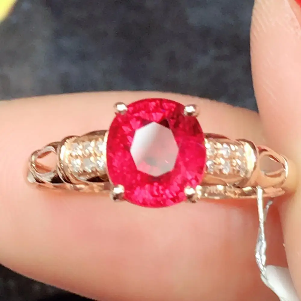 Fine Jewelry Real Pure 18 K Gold AU750 100% Natural Tourmaline Gemstone 1.59ct Female Rings Brazil Origin for Women's Gift
Fine Jewelry Real Pure 18 K Gold AU750 100% Natural Tourmaline Gemstone 1.59ct Female Rings Brazil Origin for Women's Gift