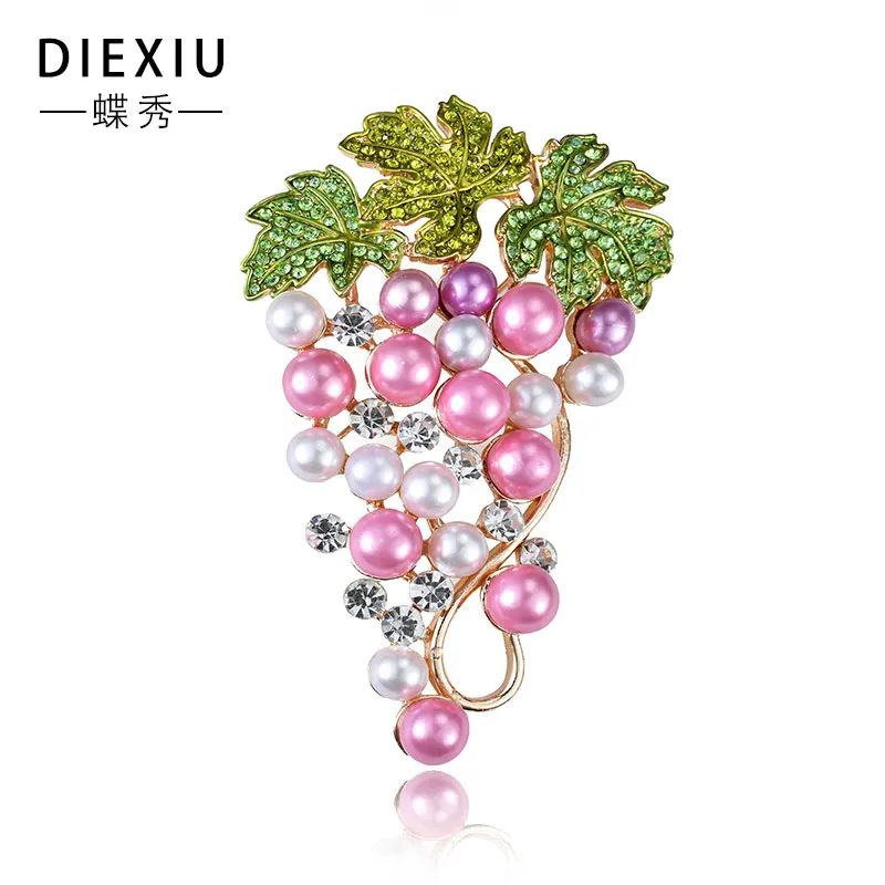 Pink Lilac Pearls Grape Brooches Pins With Green Enamel Sweet Nature Crystal Rhinestone Fruit Design Fashion Jewelry 2016
Pink Lilac Pearls Grape Brooches Pins With Green Enamel Sweet Nature Crystal Rhinestone Fruit Design Fashion Jewelry 2016