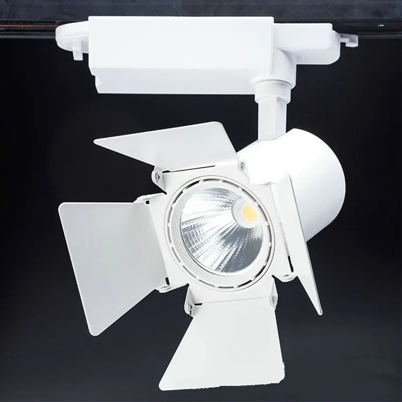 Track Lighting Loft Art Industrial Retro LED Four-leaf Track Lamps 220V Bar Clothing Store Hall Spotlights Rail E27 Lamp
Track Lighting Loft Art Industrial Retro LED Four-leaf Track Lamps 220V Bar Clothing Store Hall Spotlights Rail E27 Lamp