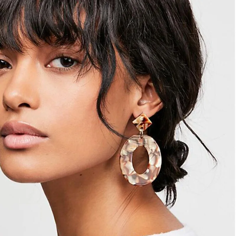 JUJIA 2019 Fashion ZA Jewelry Acrylic Resin Oval Dangle Earrings For Women Geometry Big Circle Tortoiseshell Earrings
JUJIA 2019 Fashion ZA Jewelry Acrylic Resin Oval Dangle Earrings For Women Geometry Big Circle Tortoiseshell Earrings