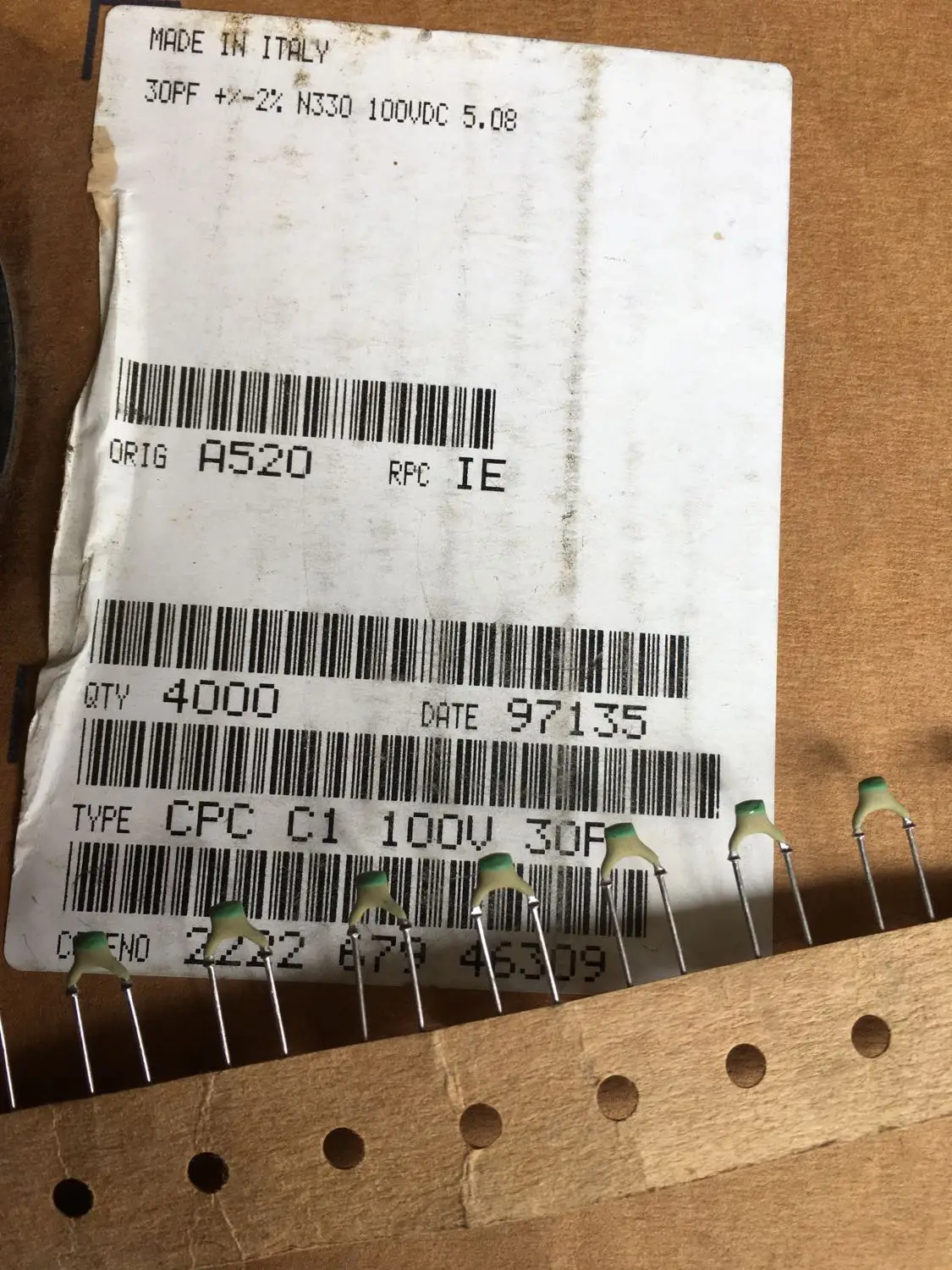 Holland BC 20PCS/50PCS High-frequency silver film Ceramic capacitor 100v 30PF 30P Generation 27PF 33PF 33P free shipping
Holland BC 20PCS/50PCS High-frequency silver film Ceramic capacitor 100v 30PF 30P Generation 27PF 33PF 33P free shipping