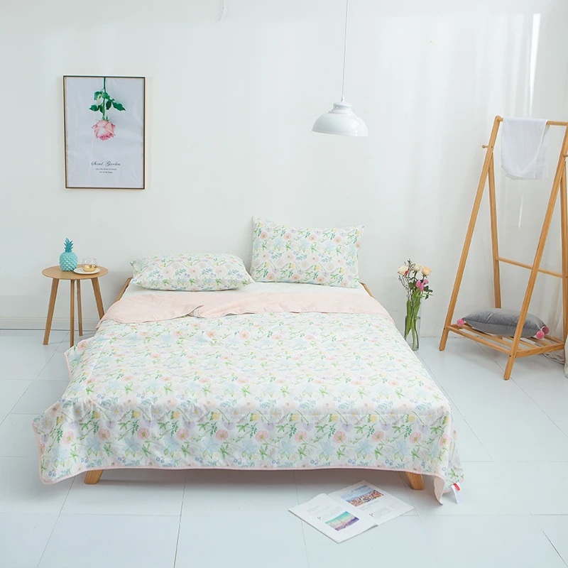 colorful round flowers 1 PCS cotton bedspread coverlet/bed cover, also good use as summer blanket 200*230/150*200cm pink
colorful round flowers 1 PCS cotton bedspread coverlet/bed cover, also good use as summer blanket 200*230/150*200cm pink