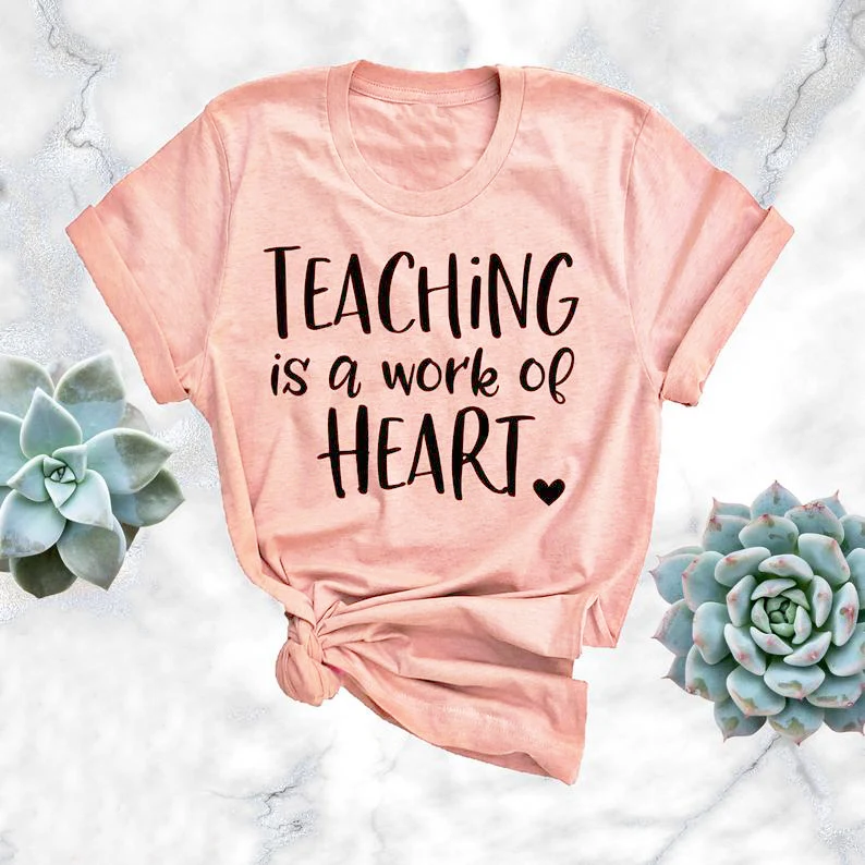 Teaching Is A Work Of Heart T-Shirt Kindergrarten Teacher Tee Elementary School Teacher Hipster Shirt Camisetas quote art tops
Teaching Is A Work Of Heart T-Shirt Kindergrarten Teacher Tee Elementary School Teacher Hipster Shirt Camisetas quote art tops