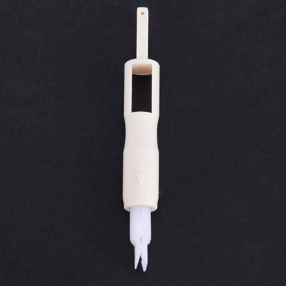 1pc Needle Threader Stitch Insertion Tool 7.2cm/2.8inch White For Sewing Machine Serger Sewing Thread
1pc Needle Threader Stitch Insertion Tool 7.2cm/2.8inch White For Sewing Machine Serger Sewing Thread