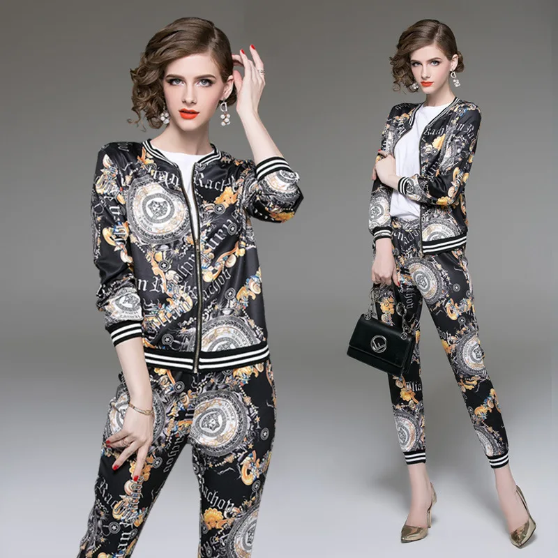 Fashion Runway Designer Suit Women's Set Long Sleeve Retro Print Bomber Jacket Coat + Pants Suits for Women 2 Piece Sets Outfits
Fashion Runway Designer Suit Women's Set Long Sleeve Retro Print Bomber Jacket Coat + Pants Suits for Women 2 Piece Sets Outfits