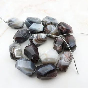 Fashion Rough Faceted Brown Stripe Agates Quartz Nugget Beads,Natural Stone Space Pendnats Beads for Jewelry Making
Fashion Rough Faceted Brown Stripe Agates Quartz Nugget Beads,Natural Stone Space Pendnats Beads for Jewelry Making