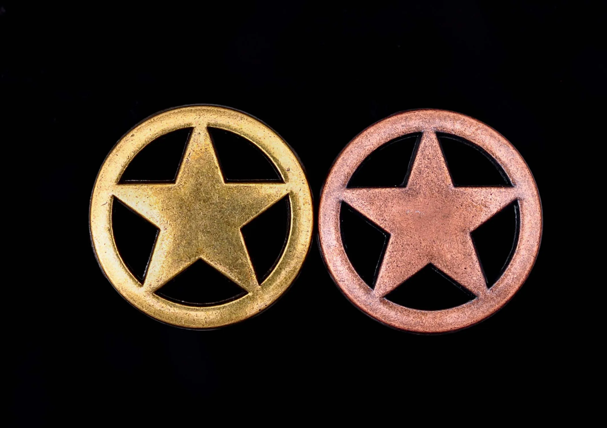 30X 19*19mm Antique Brass/Copper Western Texas Cowboy Ranger Star Conchos For Saddles Headstall Bridle Leathercraft Decor
30X 19*19mm Antique Brass/Copper Western Texas Cowboy Ranger Star Conchos For Saddles Headstall Bridle Leathercraft Decor