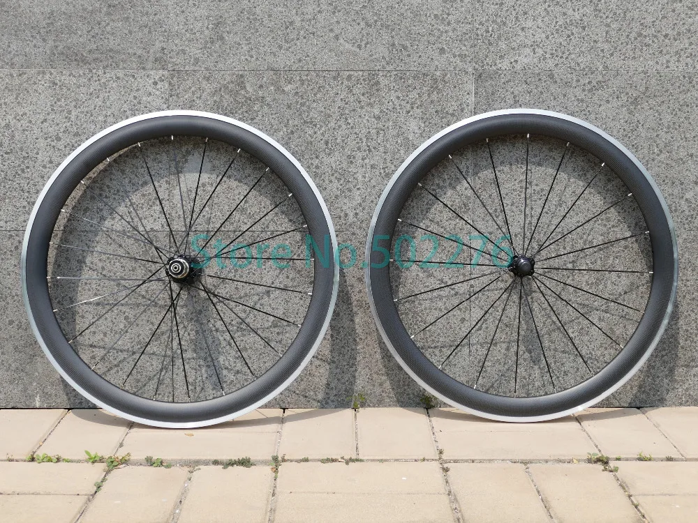 50mm Clincher Wheelset Alloy side - 3k UD Carbon Matt Glossy Road Bike Clincher Wheel Rim width 20.4mm 23mm , spokes , hub
50mm Clincher Wheelset Alloy side - 3k UD Carbon Matt Glossy Road Bike Clincher Wheel Rim width 20.4mm 23mm , spokes , hub