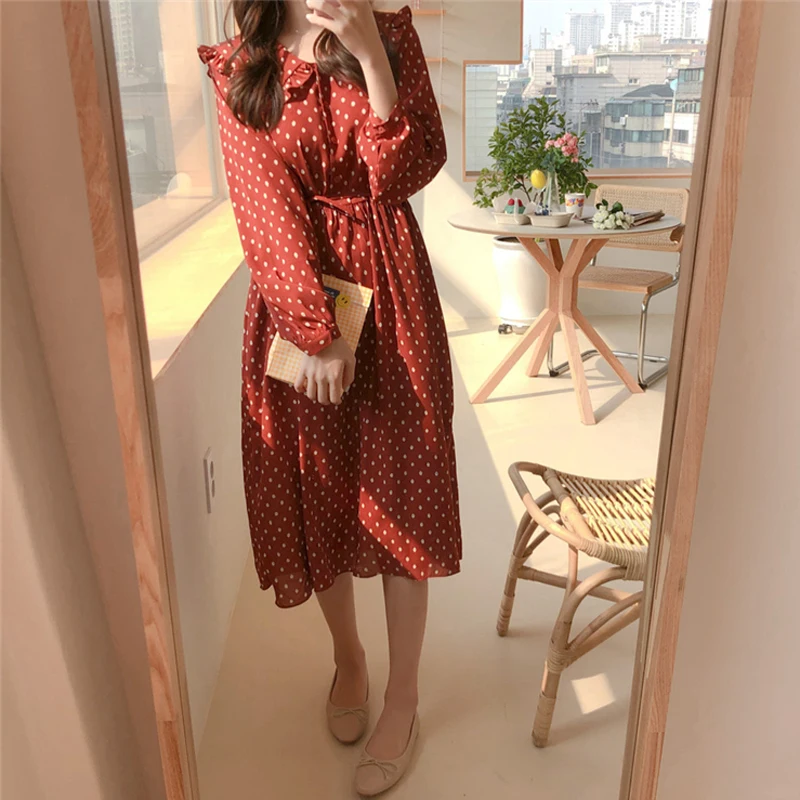Chic Polka Dot Full Sleeve Women Long Dress Lace Up A-line Female Chiffon Dress Elegant O-neck Front Button Summer Vestidos femm
Chic Polka Dot Full Sleeve Women Long Dress Lace Up A-line Female Chiffon Dress Elegant O-neck Front Button Summer Vestidos femm