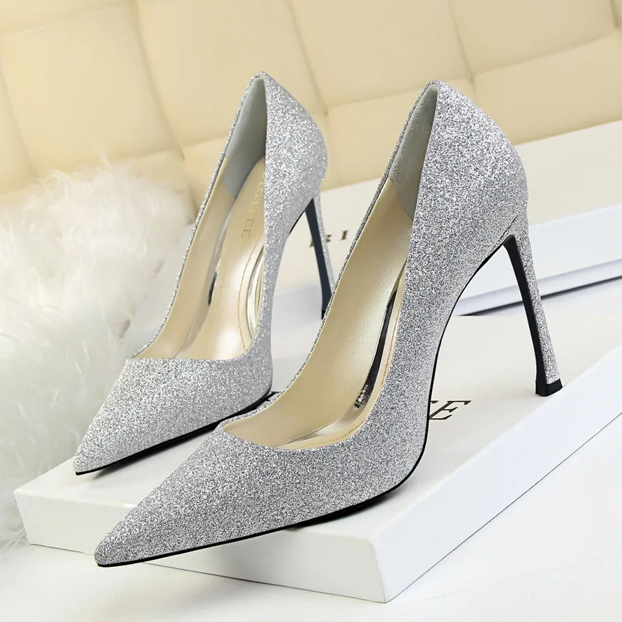 New Autumn Women Elegant Pointed Toe Shallow Pump Shoes Ladies Sparkling Slip-On 10CM Thin High Heels Wedding Party Office Shoes
New Autumn Women Elegant Pointed Toe Shallow Pump Shoes Ladies Sparkling Slip-On 10CM Thin High Heels Wedding Party Office Shoes