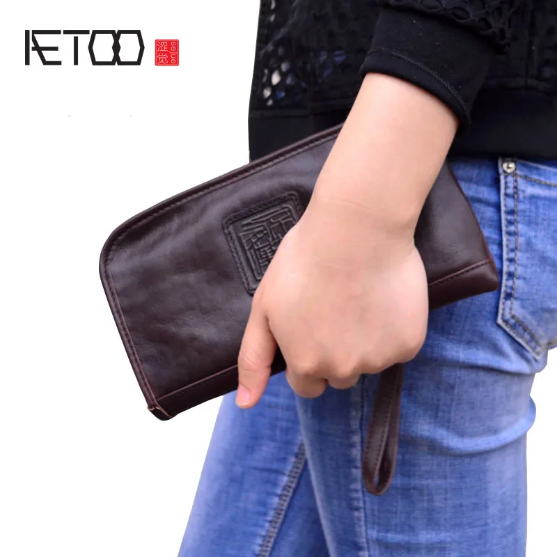 AETOO Original handmade vintage leather handbag First layer of leather long wallet Multi card hand clutch business bag 
AETOO Original handmade vintage leather handbag First layer of leather long wallet Multi card hand clutch business bag