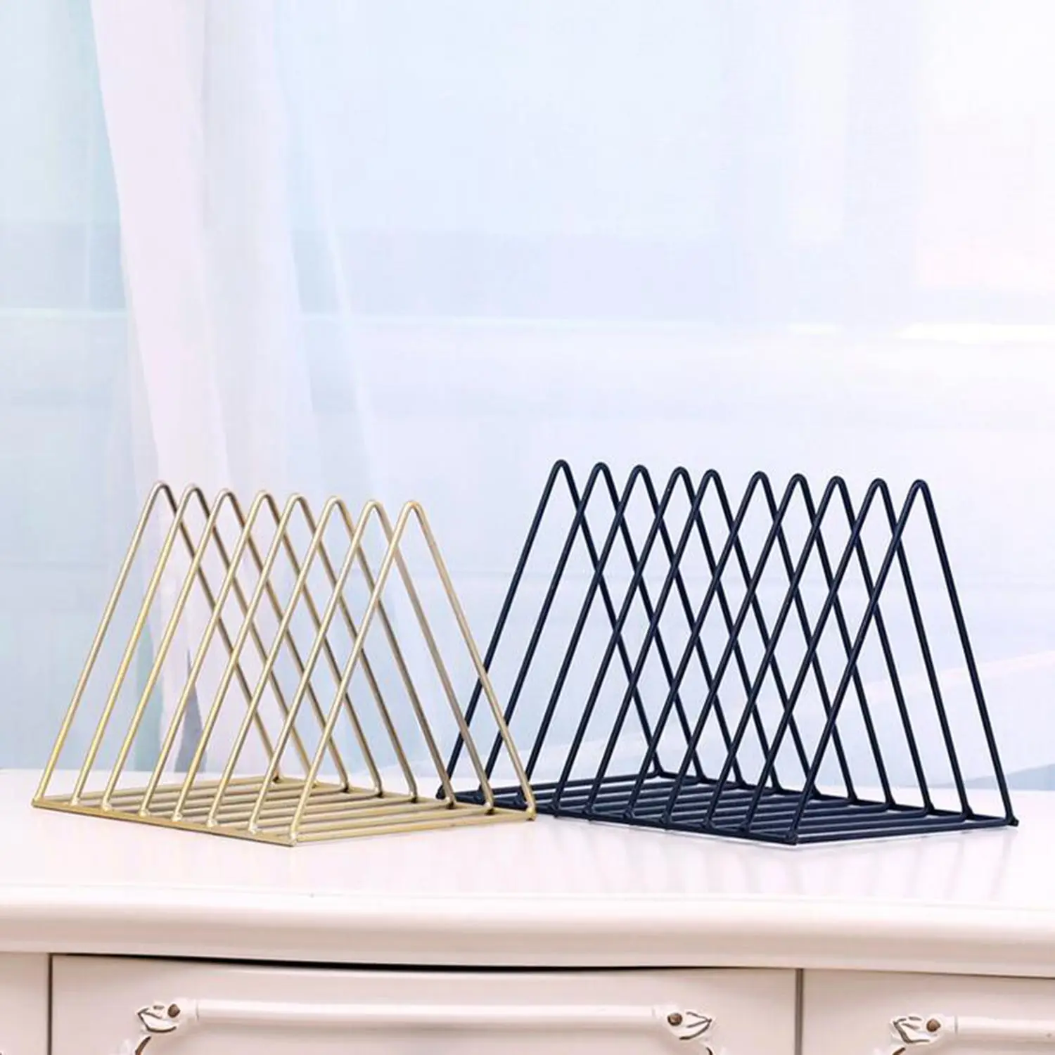 HOT SALE Nordic simple wrought iron desktop storage rack shelf file magazine storage box office rack jewelry
HOT SALE Nordic simple wrought iron desktop storage rack shelf file magazine storage box office rack jewelry