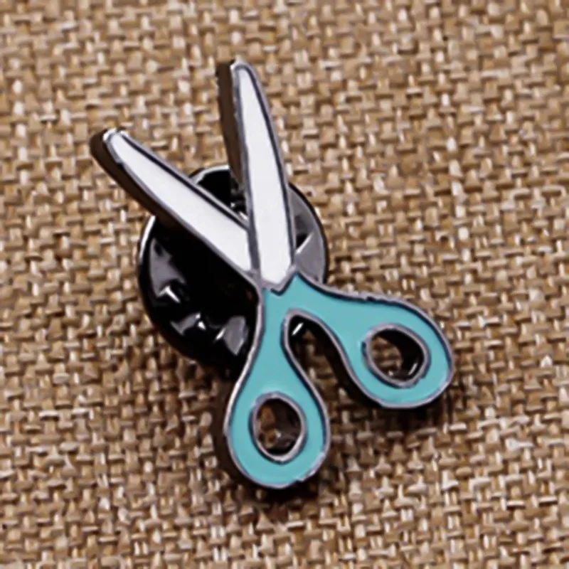 Blue Shears Enamel Pins Daily Supplies Pin Women Brooch Scissors Lapel Pin Badge Broches Small Button Skirt Hat Backpack Broche
Blue Shears Enamel Pins Daily Supplies Pin Women Brooch Scissors Lapel Pin Badge Broches Small Button Skirt Hat Backpack Broche