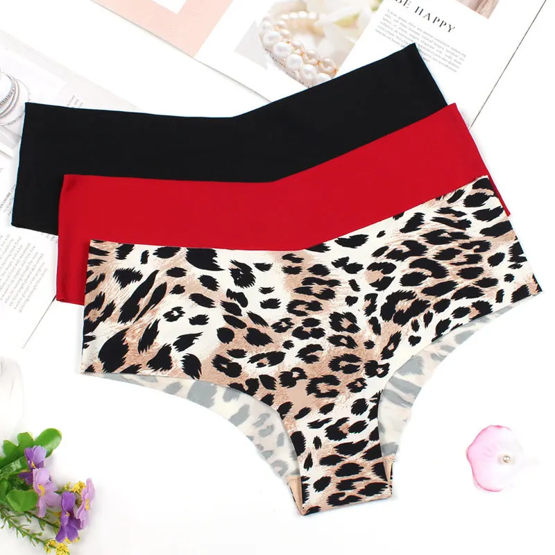 Seamless Thong Women Sexy G-String Briefs Pantie Ice Silk Leopard Print Low Waist Cotton S M L XL Underwear Red Black Intimates
Seamless Thong Women Sexy G-String Briefs Pantie Ice Silk Leopard Print Low Waist Cotton S M L XL Underwear Red Black Intimates