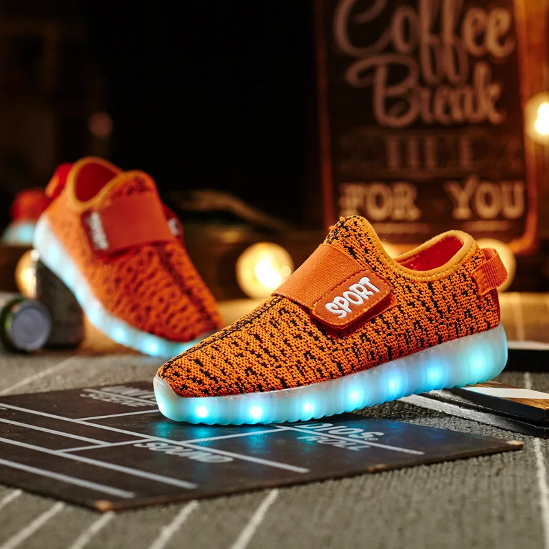 Children luminescent shoes LED lamp shoes boys girls casual sneakers USB rechargeable fluorescent shoes fashion kids shoes B388
Children luminescent shoes LED lamp shoes boys girls casual sneakers USB rechargeable fluorescent shoes fashion kids shoes B388