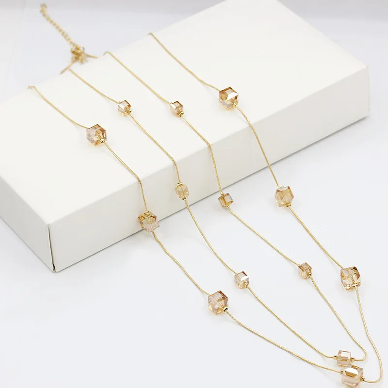Black White Champage Blue 6 Colors Cubic Shiny Rhinestone Golden Double Golden Snake Chains Long Necklace for Women
Black White Champage Blue 6 Colors Cubic Shiny Rhinestone Golden Double Golden Snake Chains Long Necklace for Women