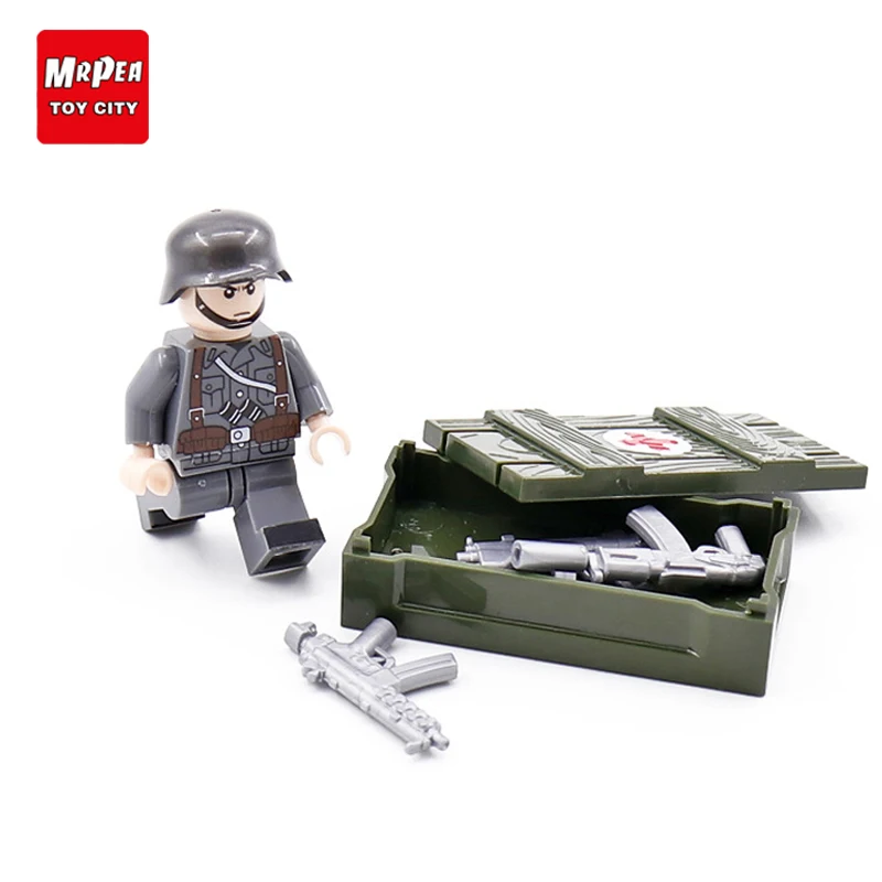 Military legoing building blocks man-made military weapons Medical box accessories special forces soldiers children's toys gift
Military legoing building blocks man-made military weapons Medical box accessories special forces soldiers children's toys gift