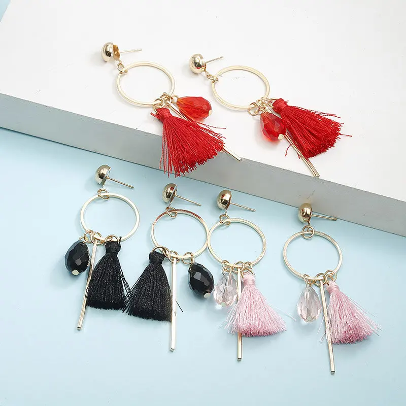 2018 Fashion Earrings Round pendant Drop Female Long Tassel Earrings black pink red for women jewelry Wholesale
2018 Fashion Earrings Round pendant Drop Female Long Tassel Earrings black pink red for women jewelry Wholesale
