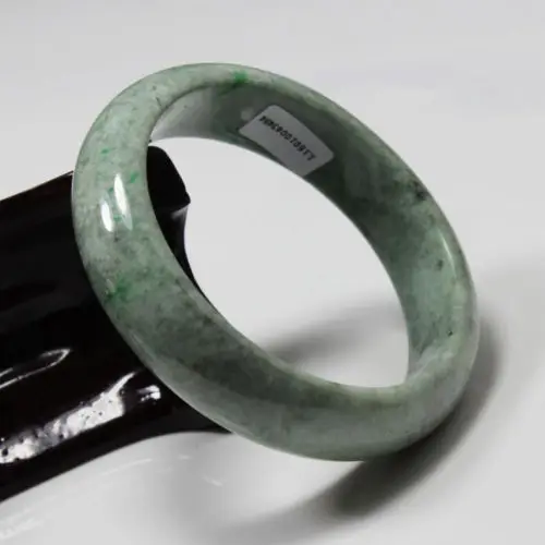free shipping 01716 Beautiful Certified Grade "A" Natural Green Jadeite Jade Gems Bangle Bracelet
free shipping 01716 Beautiful Certified Grade "A" Natural Green Jadeite Jade Gems Bangle Bracelet