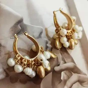 Korean East Gate Fashion Earrings Retro Style Pearl Strings Knotted Small Ear Nails Earrings
Korean East Gate Fashion Earrings Retro Style Pearl Strings Knotted Small Ear Nails Earrings