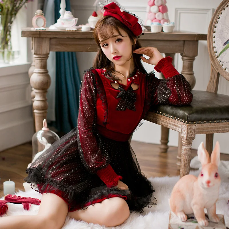 Princess sweet lolita red wave point dress Candy rain Sexy black lace yarn Bow decoration Nail bead Japanese design C16CD6156
Princess sweet lolita red wave point dress Candy rain Sexy black lace yarn Bow decoration Nail bead Japanese design C16CD6156