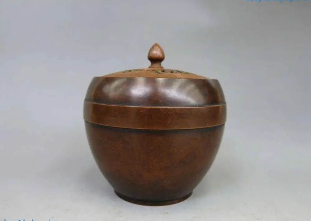 China brass copper carved fine Beautiful Incense burner censer Sculpture Statue
China brass copper carved fine Beautiful Incense burner censer Sculpture Statue