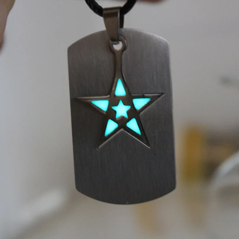 NEW Pentacle pentagram Necklace GLOW in the DARK stainless steel Necklace Five-pointed star Necklace night FOR YOURS
NEW Pentacle pentagram Necklace GLOW in the DARK stainless steel Necklace Five-pointed star Necklace night FOR YOURS