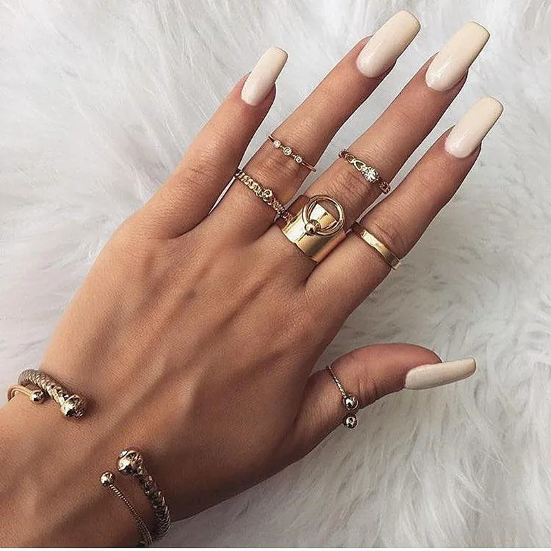 2019 Boho Vintage 6 Pcs/set Hollow Heart Bead Pendant Crystal Gold Ring Set Women Personality Knuckle Ring Simple Jewelry Gift
2019 Boho Vintage 6 Pcs/set Hollow Heart Bead Pendant Crystal Gold Ring Set Women Personality Knuckle Ring Simple Jewelry Gift
