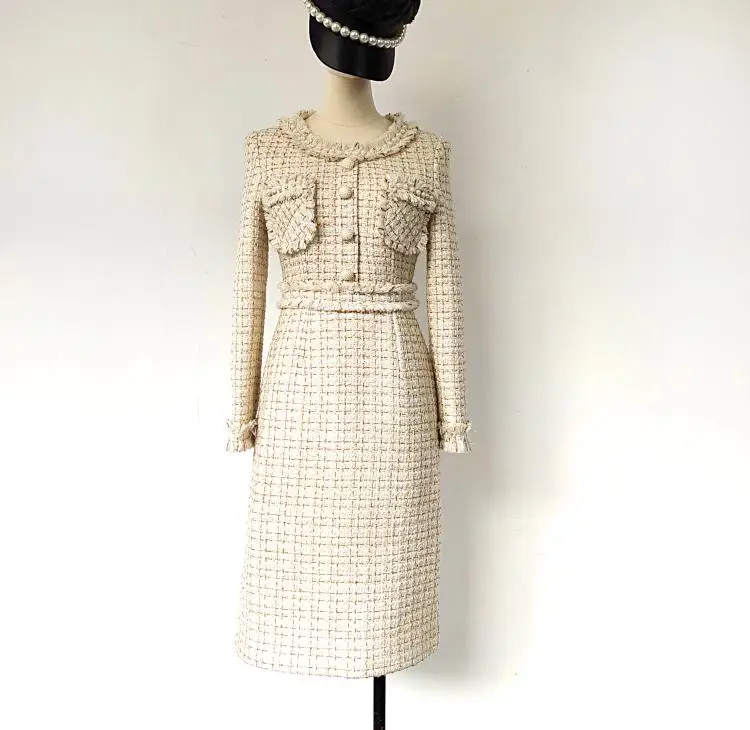 New 2019 Fall women's long sleeve plaid tweed dress high quality slim fit pockets pencil dress A576
New 2019 Fall women's long sleeve plaid tweed dress high quality slim fit pockets pencil dress A576