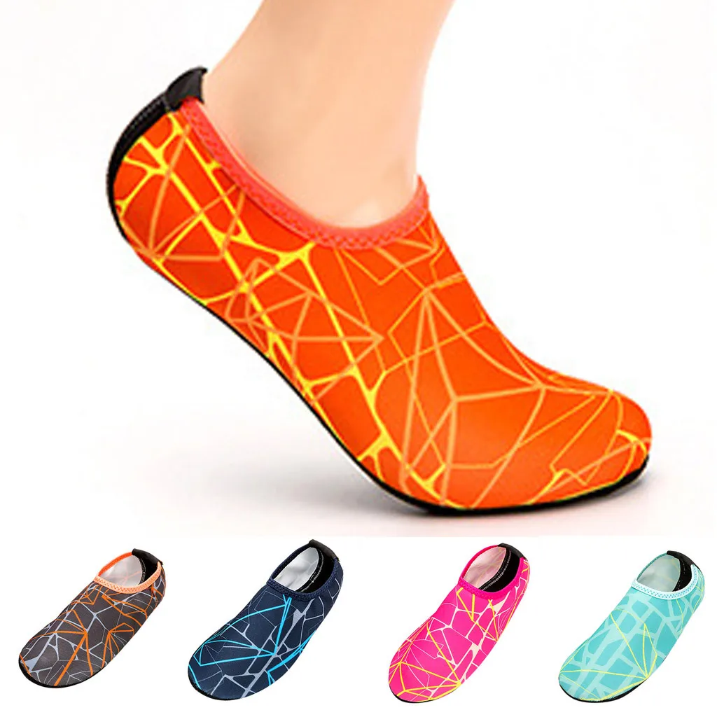 Round Head Men's Striped Beach Shoes Swimming Diving Socks Drifting River Wading Shoes Stretch Fabric Boys Outdoor Water Shoes
Round Head Men's Striped Beach Shoes Swimming Diving Socks Drifting River Wading Shoes Stretch Fabric Boys Outdoor Water Shoes