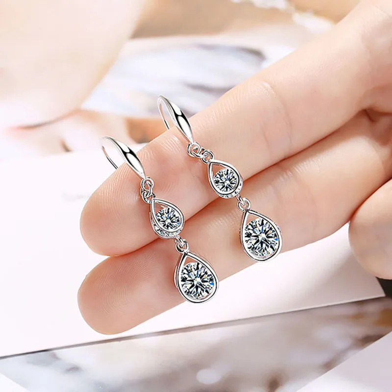 Elegant Water Drop Earrings for Women Fashion 925 Sterling Silver Cubic Zirconia Crystal Earrings Wedding Party Jewelry Kolczyki
Elegant Water Drop Earrings for Women Fashion 925 Sterling Silver Cubic Zirconia Crystal Earrings Wedding Party Jewelry Kolczyki