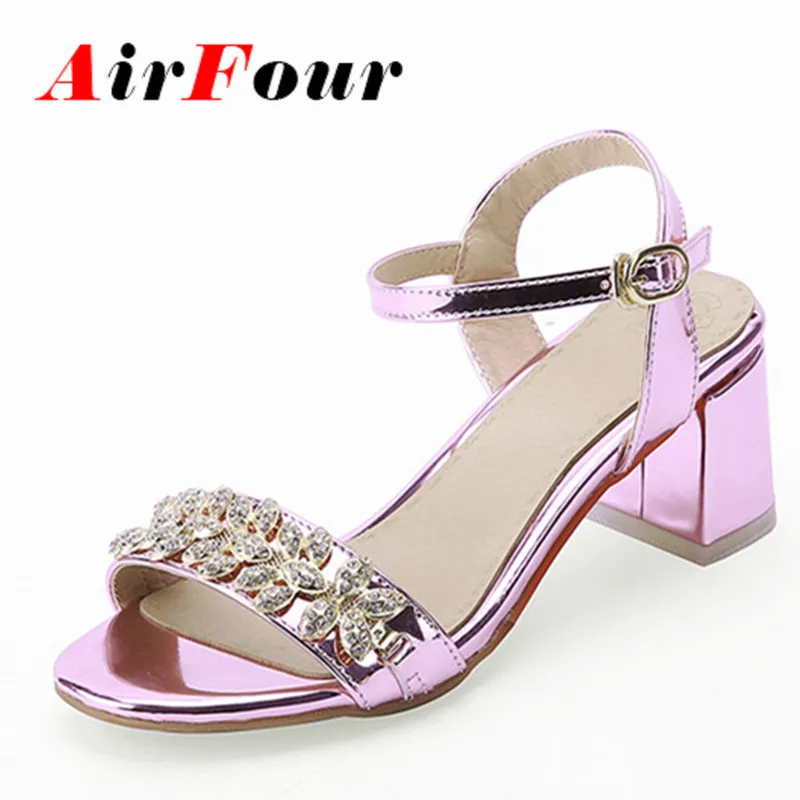 Airfour New Arrival Sexy Square Heels High Sandals Big Size 34-43 Ankle Strap Rhiestone Metal Shoes Woman Sandals Summer Shoes
Airfour New Arrival Sexy Square Heels High Sandals Big Size 34-43 Ankle Strap Rhiestone Metal Shoes Woman Sandals Summer Shoes