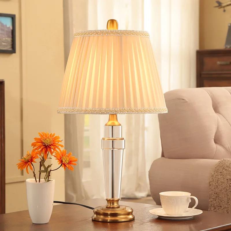 American Crystal Table Lamp Bedroom Bedside Lamp European Luxury Modern Minimalist Creative Warm Living Room Table Lamps
American Crystal Table Lamp Bedroom Bedside Lamp European Luxury Modern Minimalist Creative Warm Living Room Table Lamps