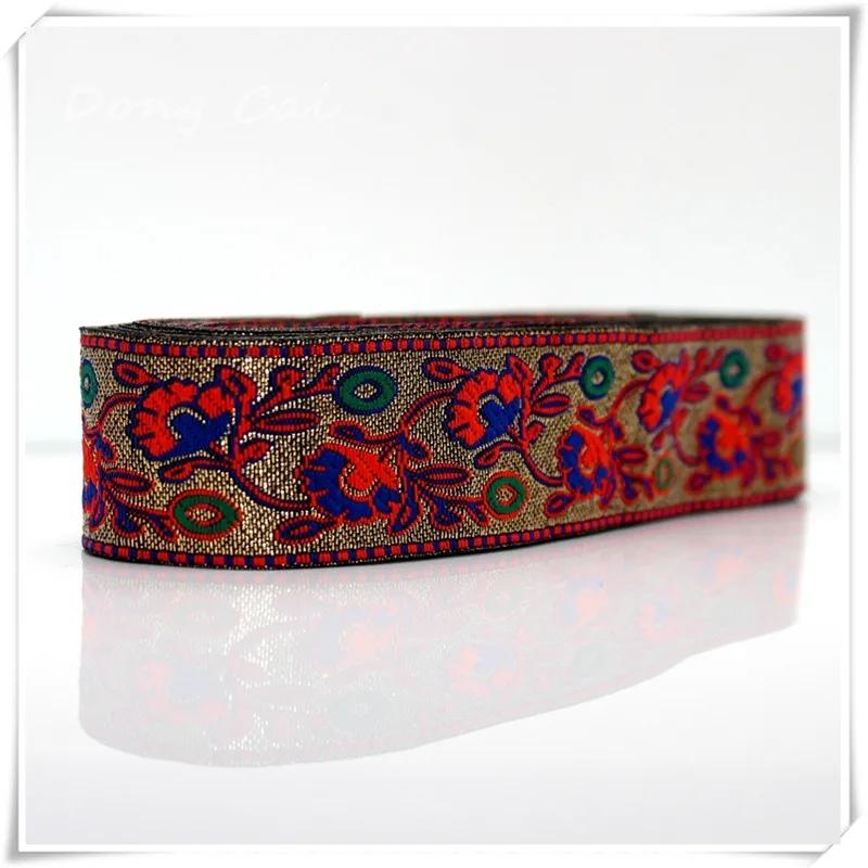 5yards/lot Filigree trim laciness National jacquard ribbon embroidery webbing Garment accessories Ethnic bedding costume curtain
5yards/lot Filigree trim laciness National jacquard ribbon embroidery webbing Garment accessories Ethnic bedding costume curtain