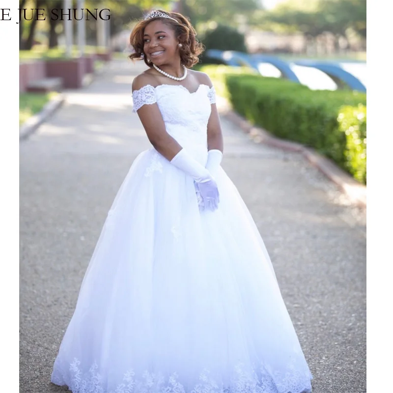 E JUE SHUNG vintage lace appliques off the shoulder Wedding Dresses lace up back Wedding Gowns Bride Dress robe de mariee
E JUE SHUNG vintage lace appliques off the shoulder Wedding Dresses lace up back Wedding Gowns Bride Dress robe de mariee