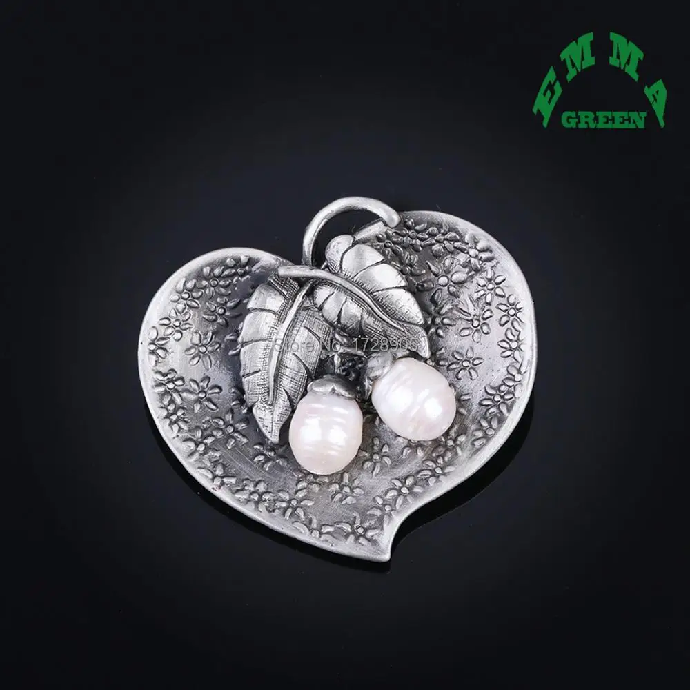 Heart Leaf Flower Brooches with Simulated Pearl for Women 50x55mm Scarf Buckle Clip 2018 fashion Brooch Pins Plant Jewelry
Heart Leaf Flower Brooches with Simulated Pearl for Women 50x55mm Scarf Buckle Clip 2018 fashion Brooch Pins Plant Jewelry