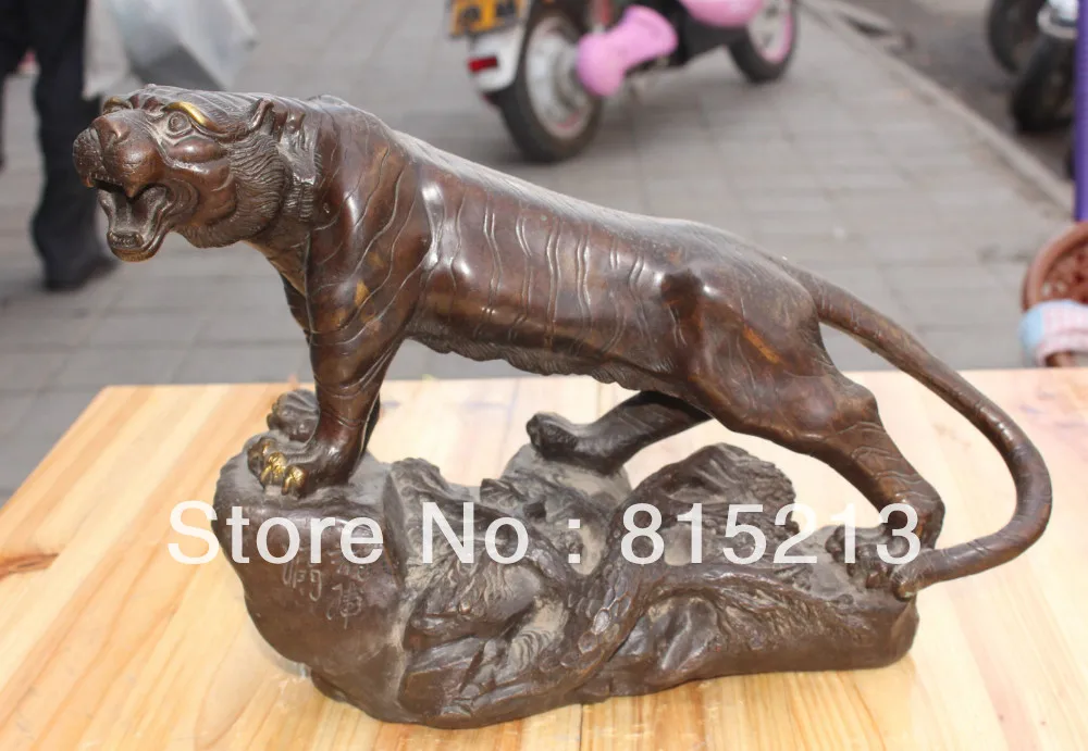 bi00289 14"Chinese Bronze Ferocious Animal Up Hill Tiger Tigre On Tree With Words Statue
bi00289 14"Chinese Bronze Ferocious Animal Up Hill Tiger Tigre On Tree With Words Statue