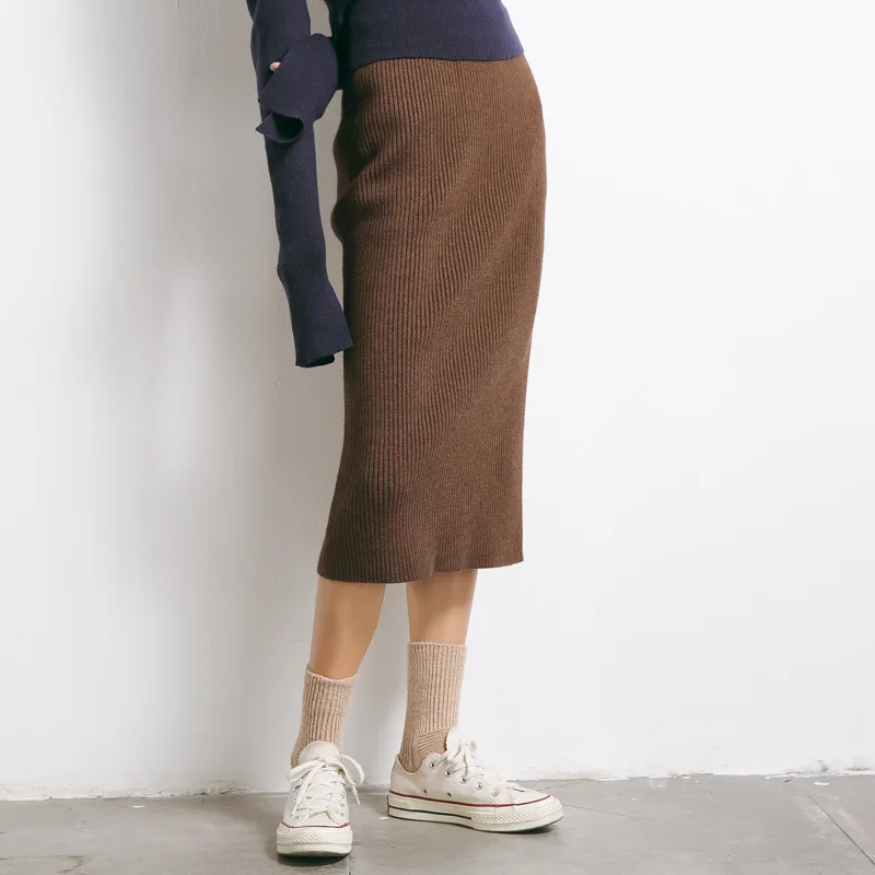 2017 autumn and winter new knit skirt elastic waist solid color wild skirt young girls black gray brown long warm skirts M58
2017 autumn and winter new knit skirt elastic waist solid color wild skirt young girls black gray brown long warm skirts M58