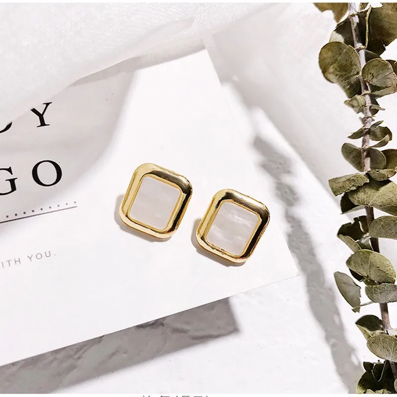 New Geometry Stud Earrings Acrylic Round Rectangle Square Earrings Color Pattern Earrings Ladies Fashion Charm Accessories
New Geometry Stud Earrings Acrylic Round Rectangle Square Earrings Color Pattern Earrings Ladies Fashion Charm Accessories