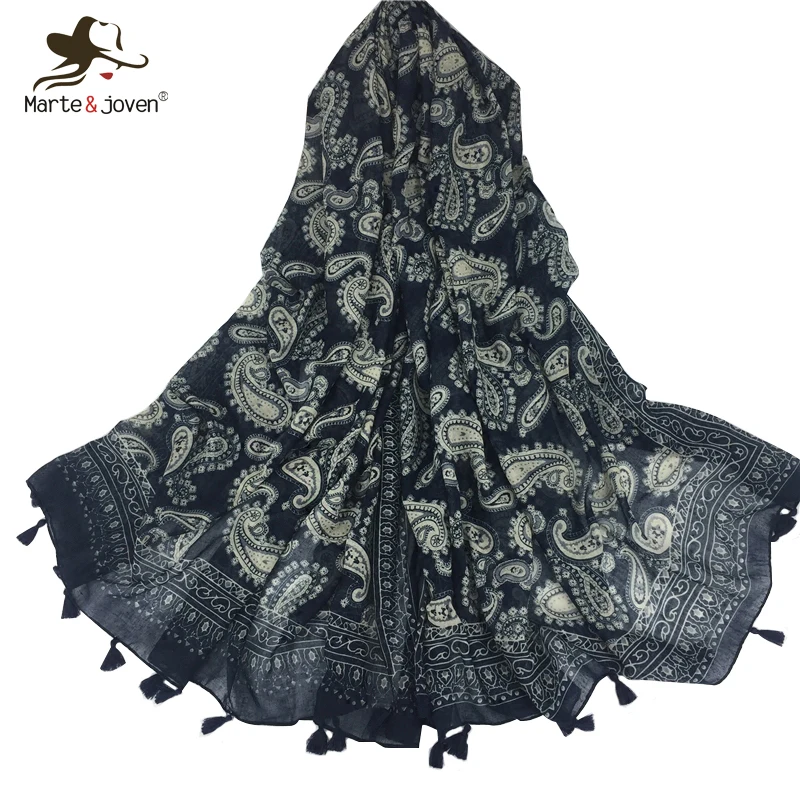 Marte&Joven Ethnic Style Retro Paisley Scarf for Women Classic Navy Blue Cotton Bandana Muslim Hijab Ladies Fringe Shawls Wraps
Marte&Joven Ethnic Style Retro Paisley Scarf for Women Classic Navy Blue Cotton Bandana Muslim Hijab Ladies Fringe Shawls Wraps