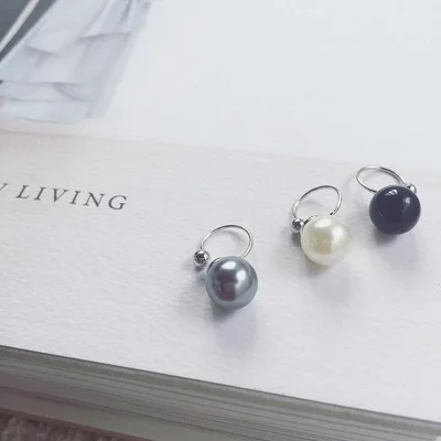 E877 Korean fashion texture pearl u clip and Ear clip without ear hole earrings wholesale
E877 Korean fashion texture pearl u clip and Ear clip without ear hole earrings wholesale