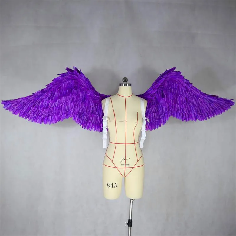 Colorful feathers angel wings Party performance dancing beauty pageants wing props
Colorful feathers angel wings Party performance dancing beauty pageants wing props
