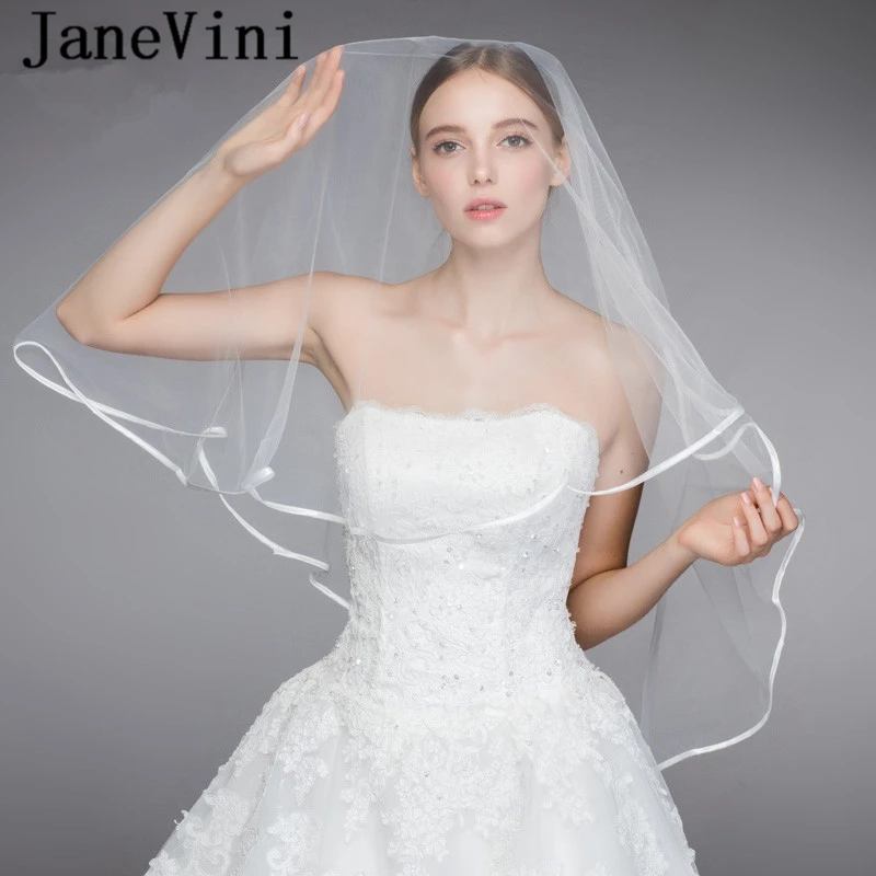 JaneVini Simple Wedding Veils One Layer Veil Satin Ribbon Edge Elbow Length Veil Bridal Wedding Accessories Voile Mariage Court
JaneVini Simple Wedding Veils One Layer Veil Satin Ribbon Edge Elbow Length Veil Bridal Wedding Accessories Voile Mariage Court