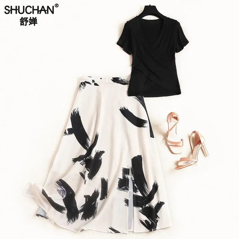 Shuchan 2 Piece Set Women Model V-neck T-shirt+print Skirts Elastic Waist Conjunto Feminino Suit Women Office Lady Clothing
Shuchan 2 Piece Set Women Model V-neck T-shirt+print Skirts Elastic Waist Conjunto Feminino Suit Women Office Lady Clothing