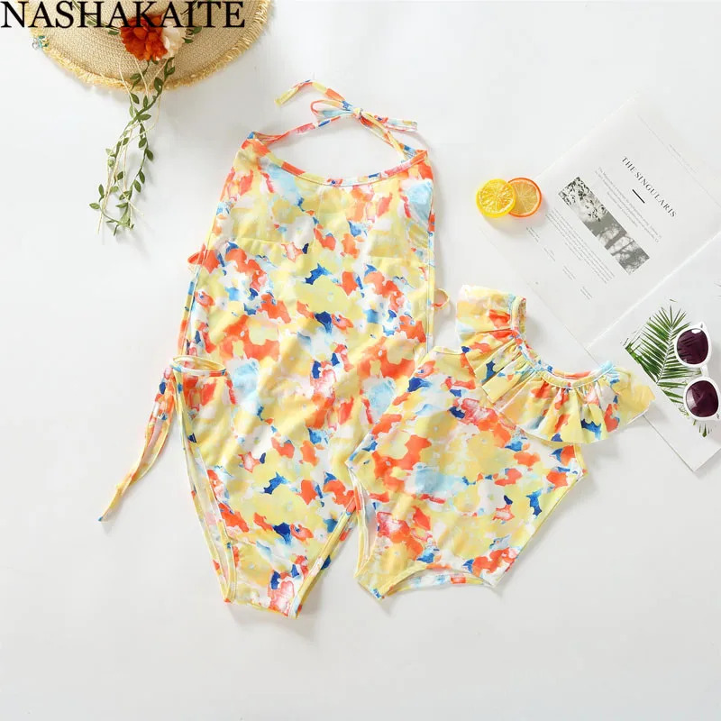 NASHAKAITE Family Swimwear Mother Daughter Swimsuit 2019 Cute Yellow Print One Piece Swimsuit Summer Holiday Bathing Suit
NASHAKAITE Family Swimwear Mother Daughter Swimsuit 2019 Cute Yellow Print One Piece Swimsuit Summer Holiday Bathing Suit